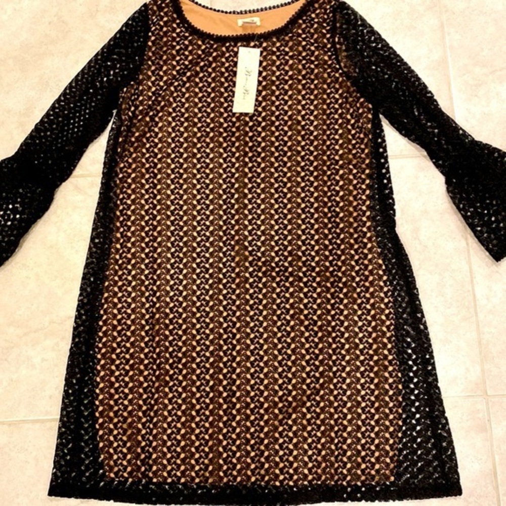 Little Black lace lined dress - Picture 15 of 17
